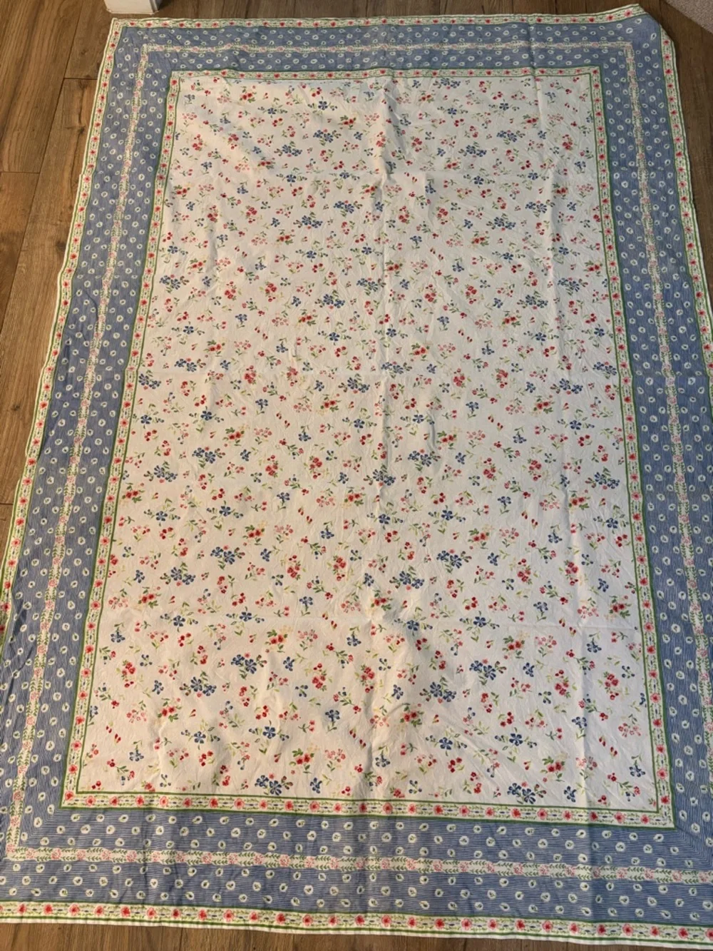 World Market 60x86” Floral Block Print Cotton Tablecloth Blue Red Cottage